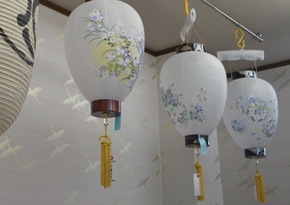 御所提灯｜千葉県提灯制作・販売（弓張提灯/盆提灯/吊提灯/大内行灯/御所提灯/霊前灯）｜野田市上原人形｜埼玉県提灯制作・販売