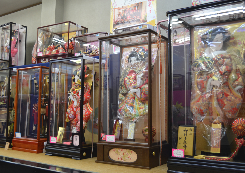 振袖型ケース入り羽子板｜千葉県羽子板販売・破魔弓販売（木目込み/振袖型/プレス/押絵/焼絵/台座）｜野田市上原人形｜埼玉県羽子板販売・破魔弓販売